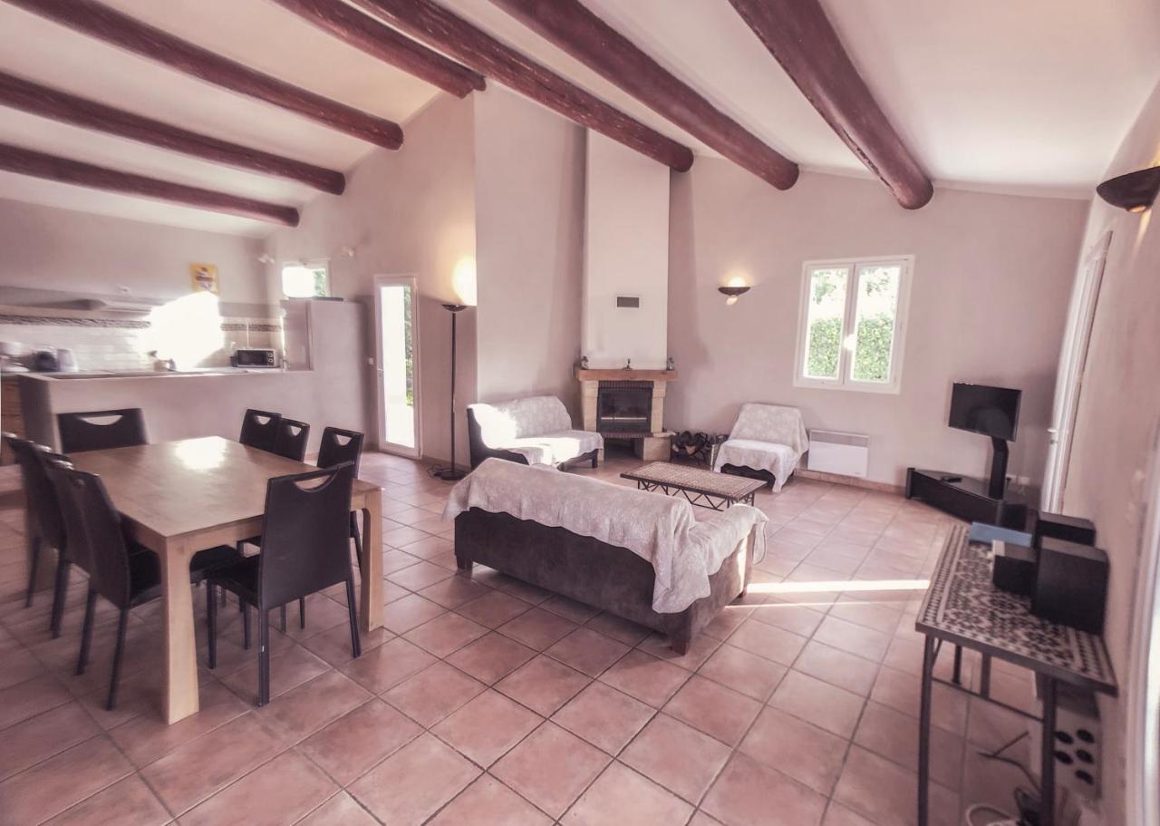 Villas De La Ferme Du Gros Noyer Malaucène Eksteriør billede